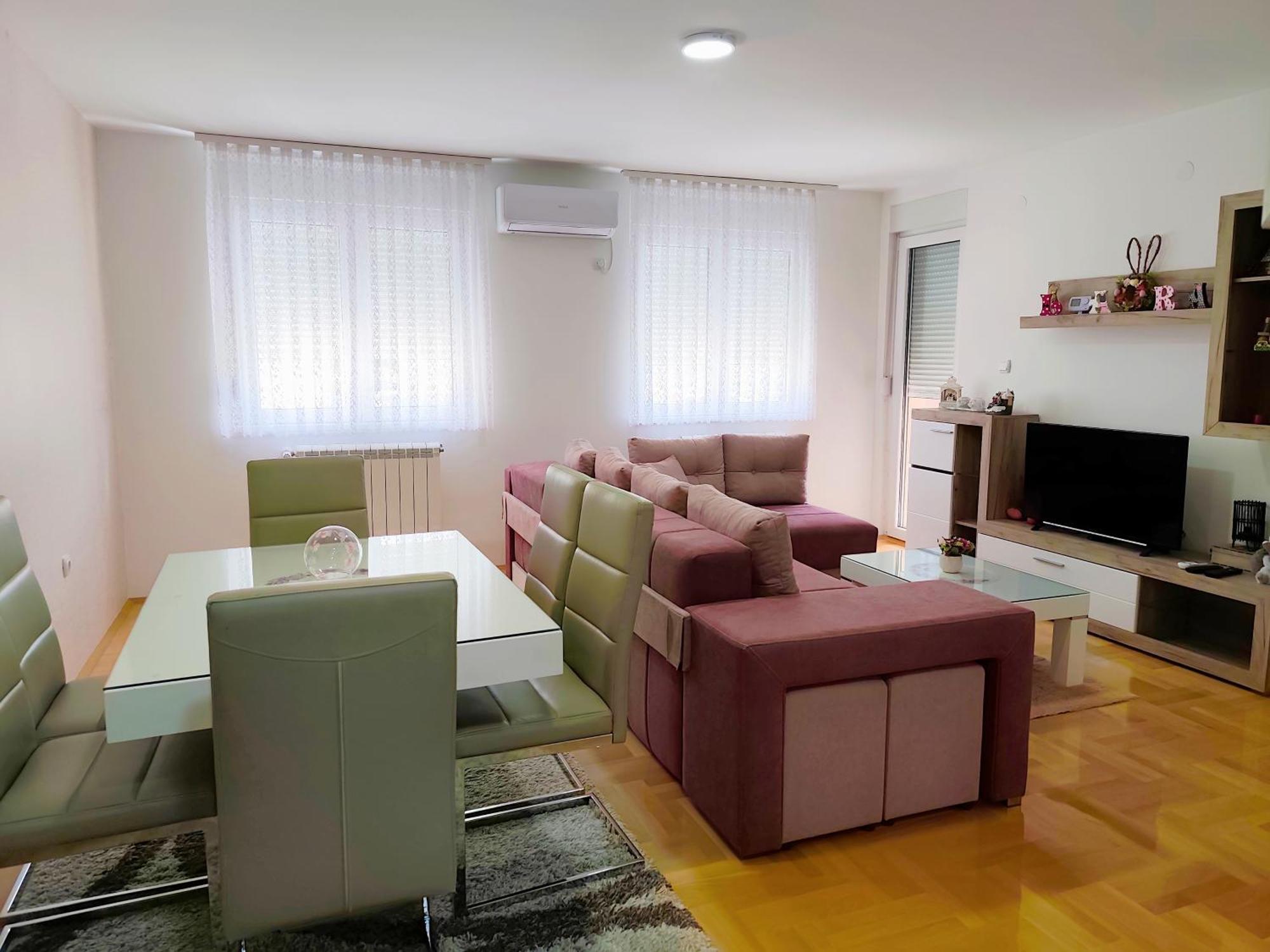 Apartman Lara Pirot Exterior photo